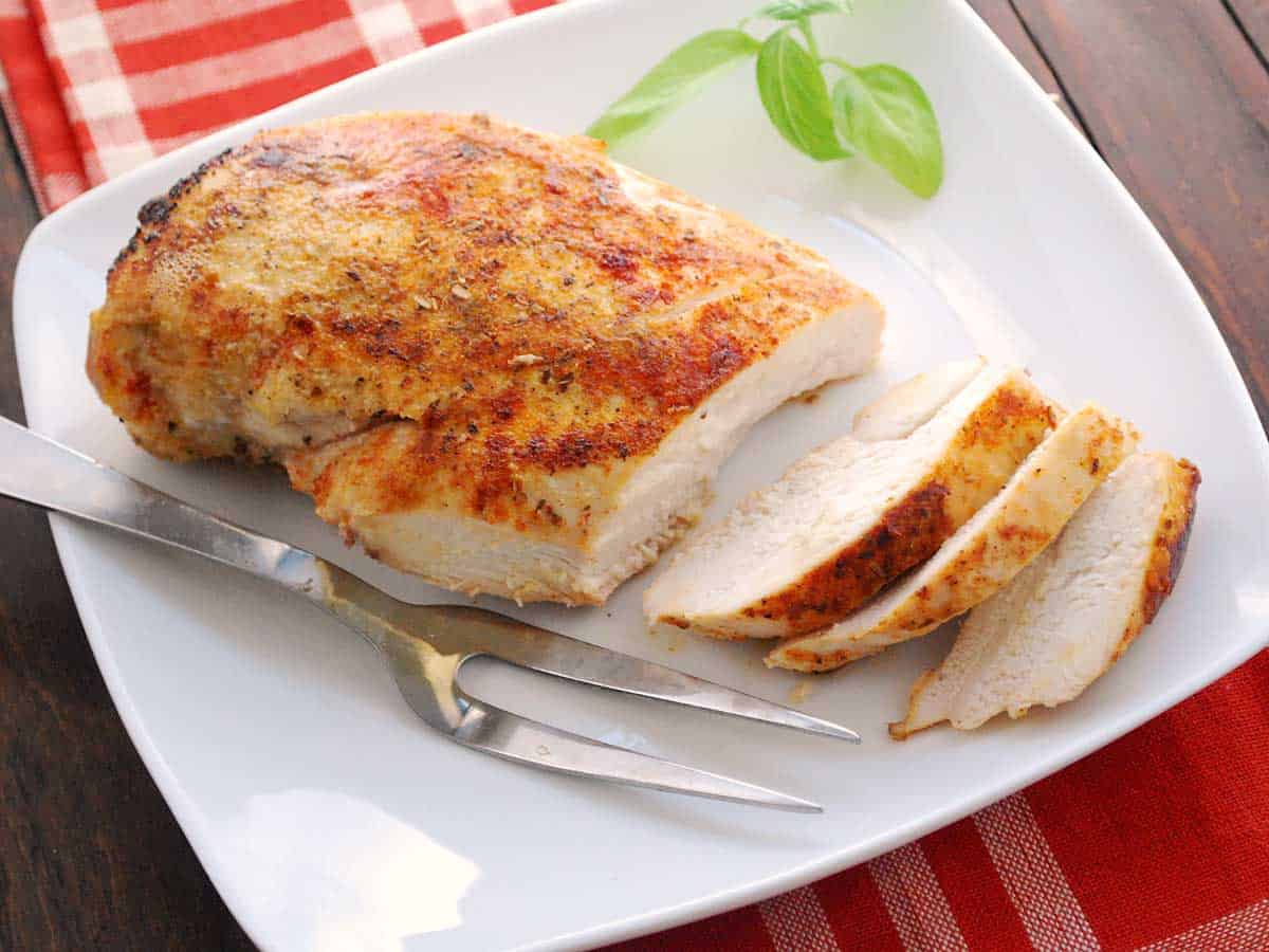 How many calories are in a 8 oz grilled chicken breast